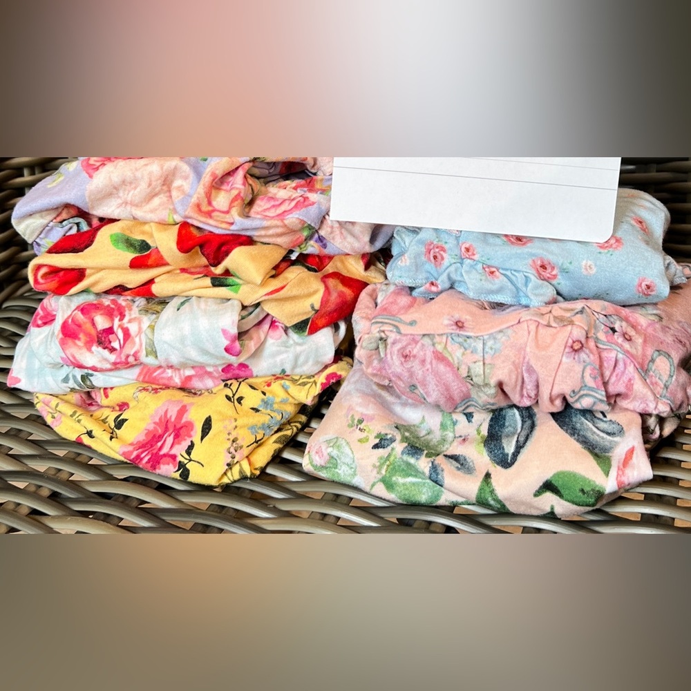 6 piece lot of 6-12month Posh Peanut outfits